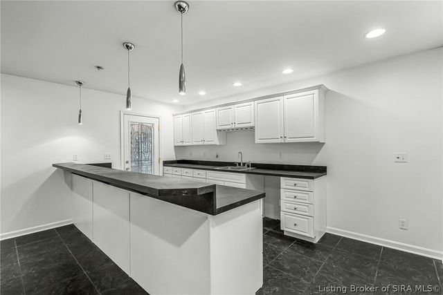 488 Alan Drive, New Albany, IN 47150