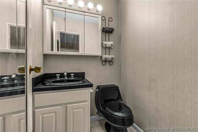 488 Alan Drive, New Albany, IN 47150