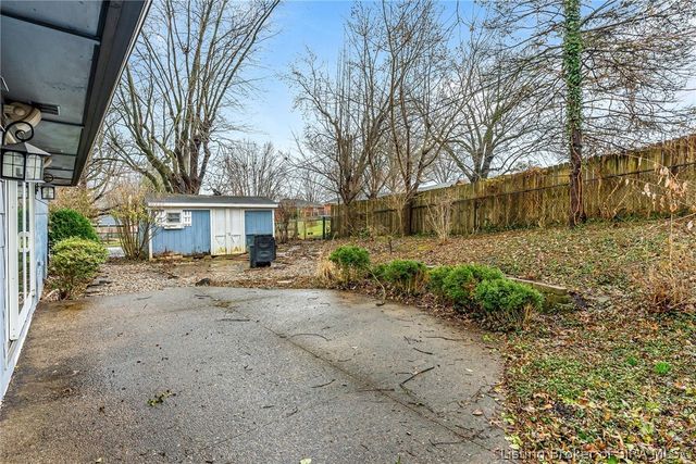 488 Alan Drive, New Albany, IN 47150