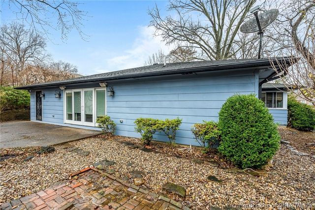 488 Alan Drive, New Albany, IN 47150