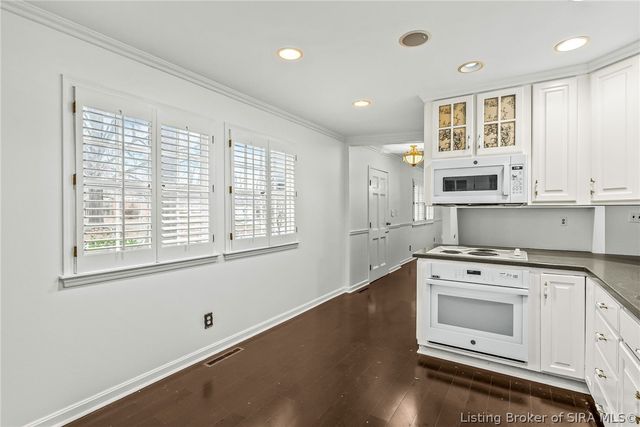 488 Alan Drive, New Albany, IN 47150