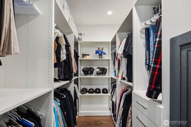 2100 Dayton Avenue NE, Renton, WA 98056