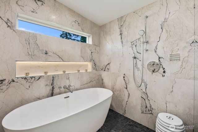 2100 Dayton Avenue NE, Renton, WA 98056