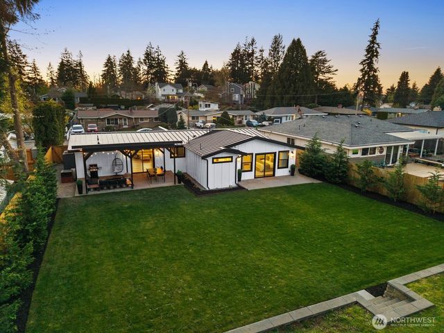 2100 Dayton Avenue NE, Renton, WA 98056