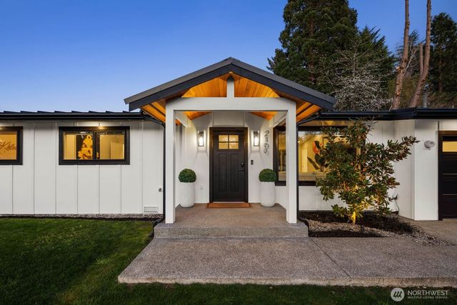 2100 Dayton Avenue NE, Renton, WA 98056