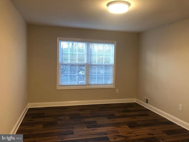 28 ASPEN CT, Hamilton, NJ 08619