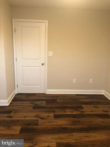 28 ASPEN CT, Hamilton, NJ 08619