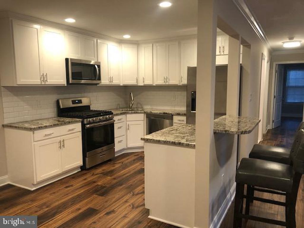 28 ASPEN CT, Hamilton, NJ 08619