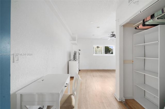 905 Sunrise Ln 905, Fort Lauderdale, FL 33304