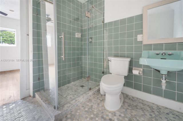 905 Sunrise Ln 905, Fort Lauderdale, FL 33304