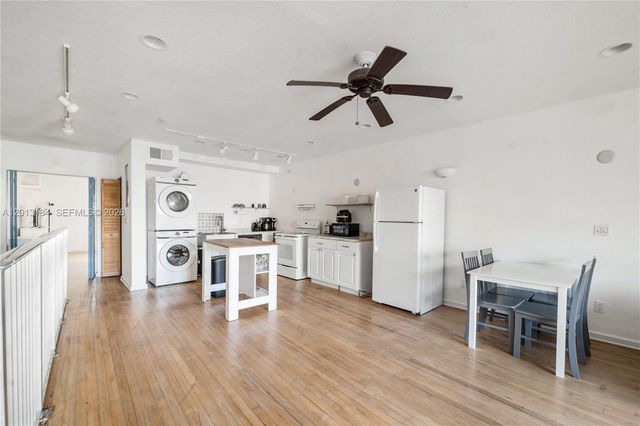 905 Sunrise Ln 905, Fort Lauderdale, FL 33304