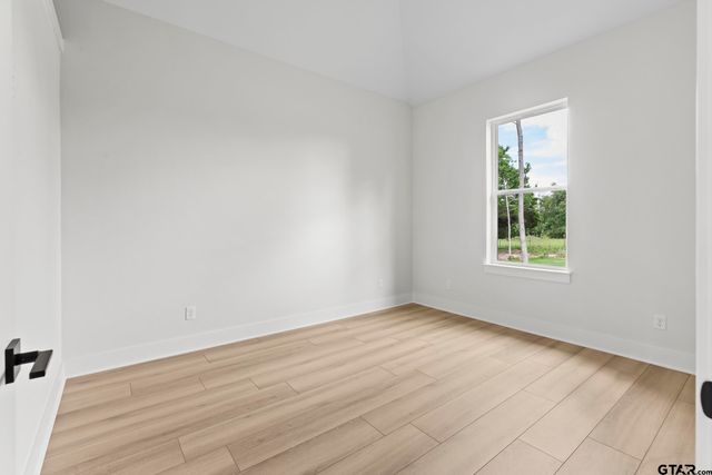 13914 Cedar Hill Lane, Tyler, TX 75704