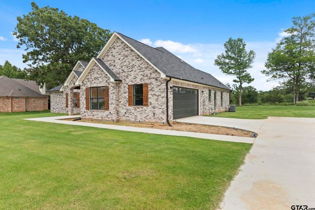 13914 Cedar Hill Lane, Tyler, TX 75704