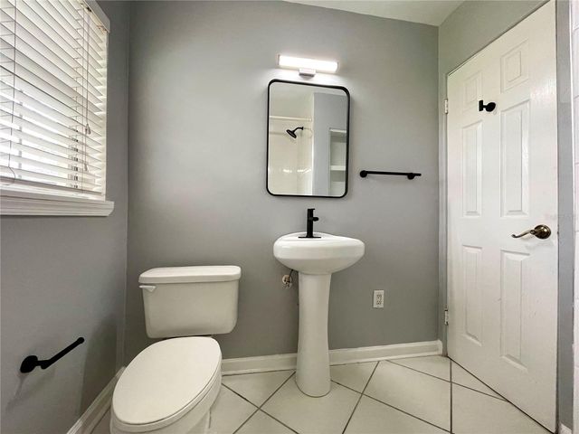 910 S MILLS AVENUE, Orlando, FL 32806