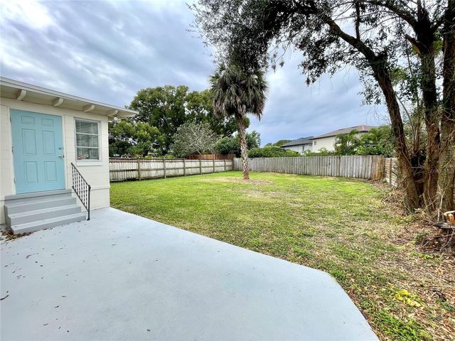 910 S MILLS AVENUE, Orlando, FL 32806