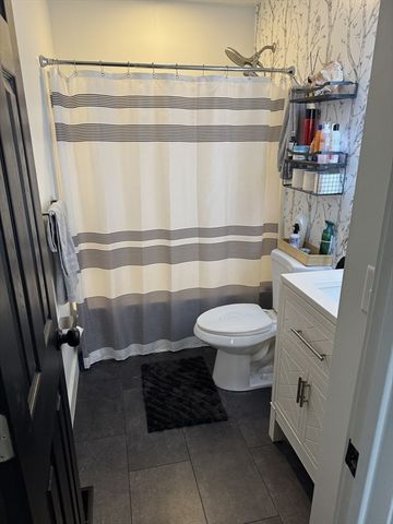 61 Esta, Plymouth, MA 02360