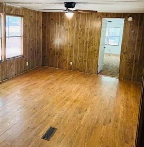 215 Highland Drive, Locust Grove, GA 30248