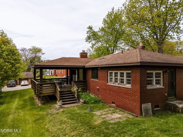 304 Mohawk Place, Maumee, OH 43537