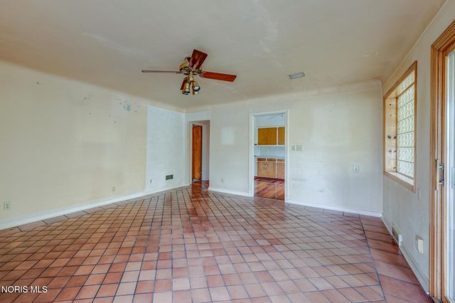 304 Mohawk Place, Maumee, OH 43537