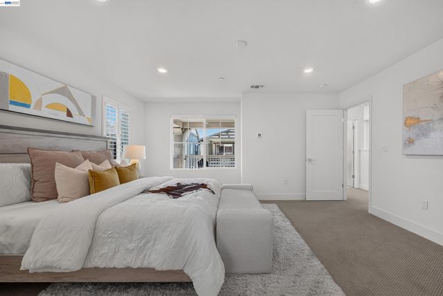9177 Wave Cove Way, Newark, CA 94560