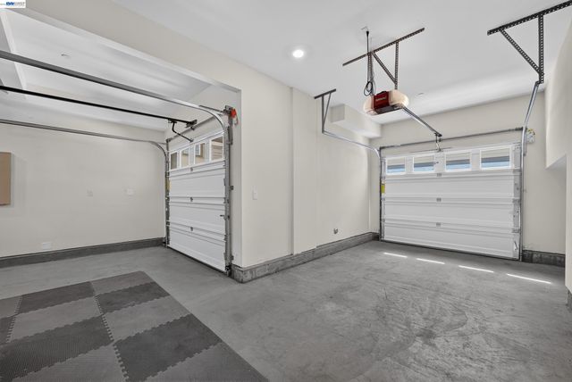 9177 Wave Cove Way, Newark, CA 94560