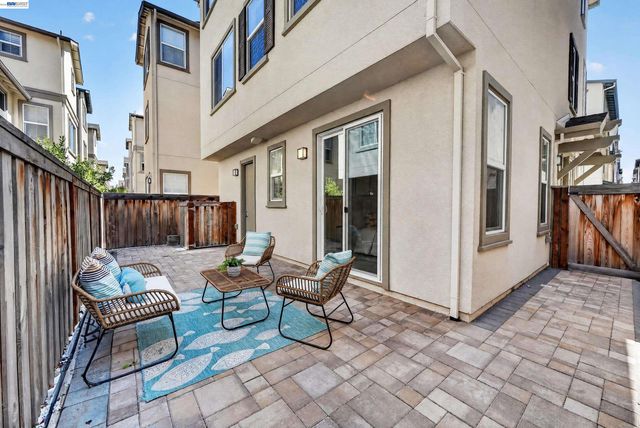 9177 Wave Cove Way, Newark, CA 94560