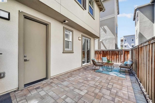 9177 Wave Cove Way, Newark, CA 94560