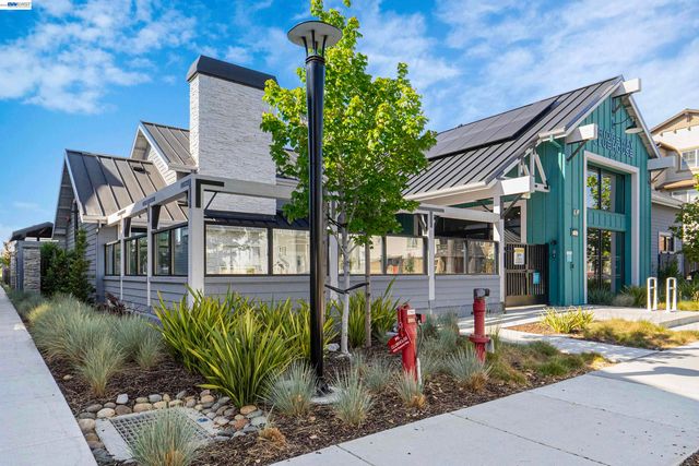 9177 Wave Cove Way, Newark, CA 94560