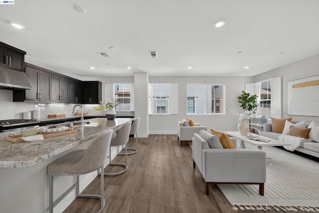 9177 Wave Cove Way, Newark, CA 94560
