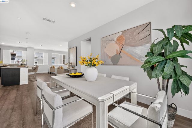 9177 Wave Cove Way, Newark, CA 94560