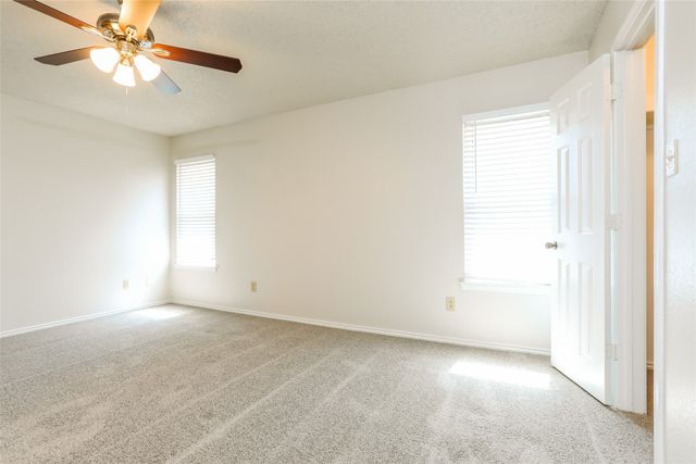 1 Roaring Creek Court, Trophy Club, TX 76262