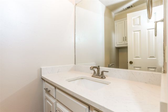 1 Roaring Creek Court, Trophy Club, TX 76262