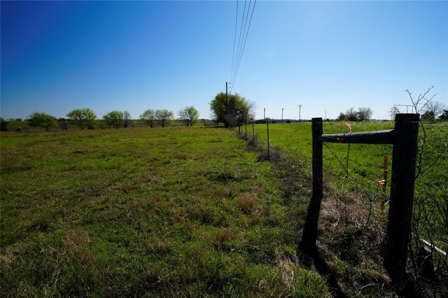 1011-1 Fm 956, Schulenburg, TX 78956