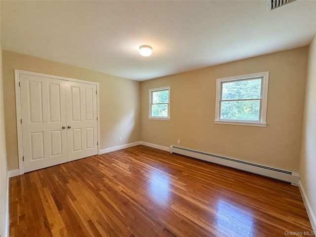 14 Esther Avenue, Congers, NY 10920