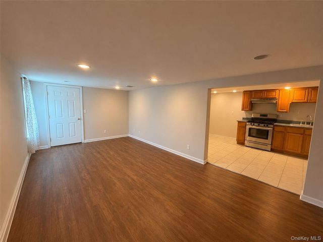 14 Esther Avenue, Congers, NY 10920