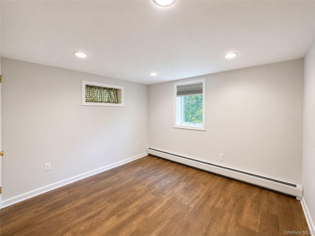 14 Esther Avenue, Congers, NY 10920