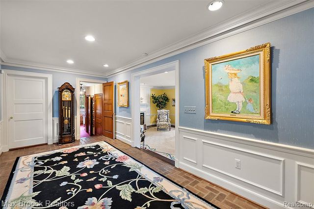 3945 Kirkland Court, Bloomfield Hills, MI 48302