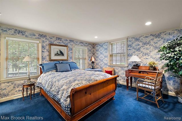 3945 Kirkland Court, Bloomfield Hills, MI 48302