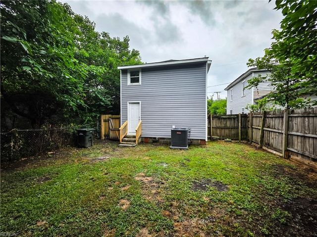 214 Knight ST, Suffolk, VA 23434