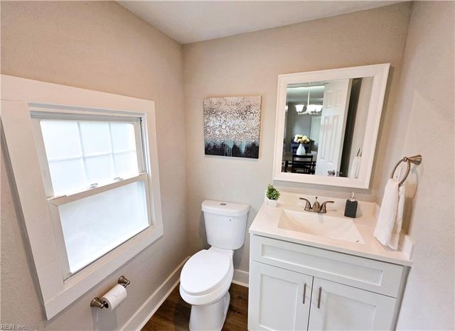 214 Knight ST, Suffolk, VA 23434
