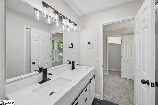 113 Lexington Court, Simpsonville, SC 29681