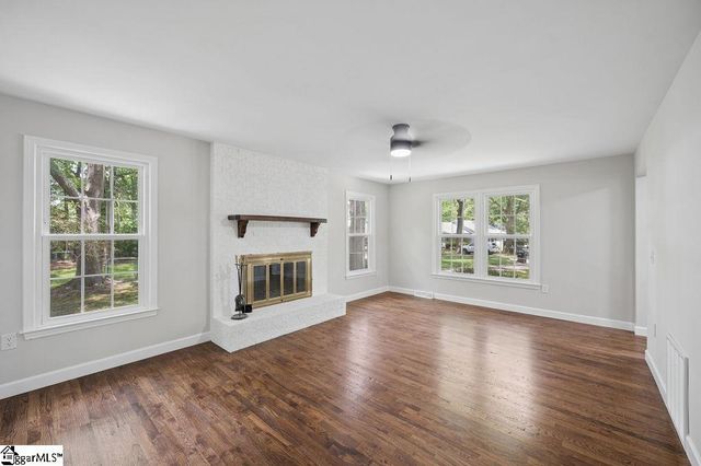113 Lexington Court, Simpsonville, SC 29681
