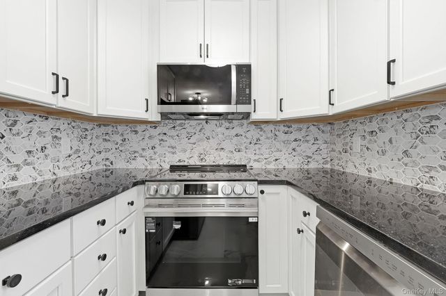 20 Pierces Road 36, Newburgh, NY 12550