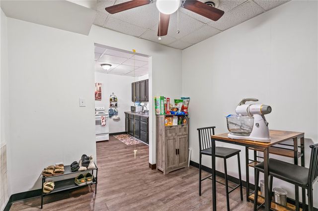 934 5th Ave, Coraopolis, PA 15108