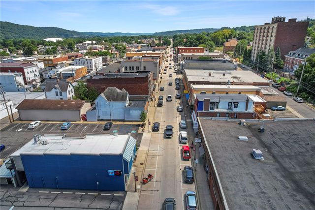 934 5th Ave, Coraopolis, PA 15108