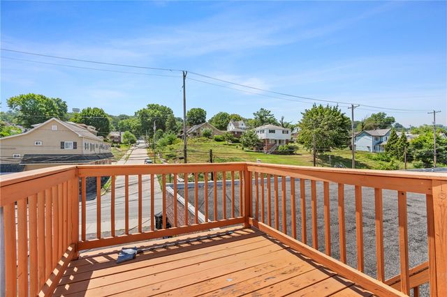 934 5th Ave, Coraopolis, PA 15108