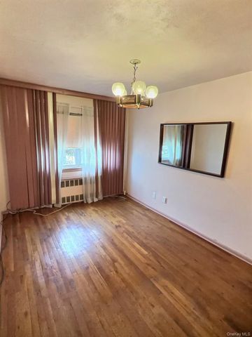 147-25 Brookville Boulevard, Rosedale, NY 11422