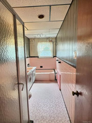147-25 Brookville Boulevard, Rosedale, NY 11422