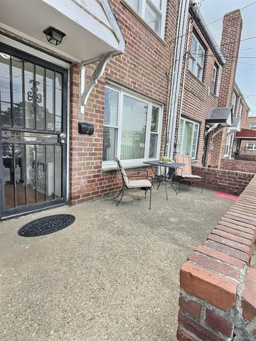 147-25 Brookville Boulevard, Rosedale, NY 11422