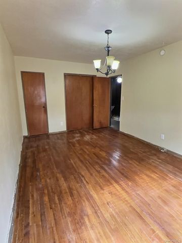 147-25 Brookville Boulevard, Rosedale, NY 11422